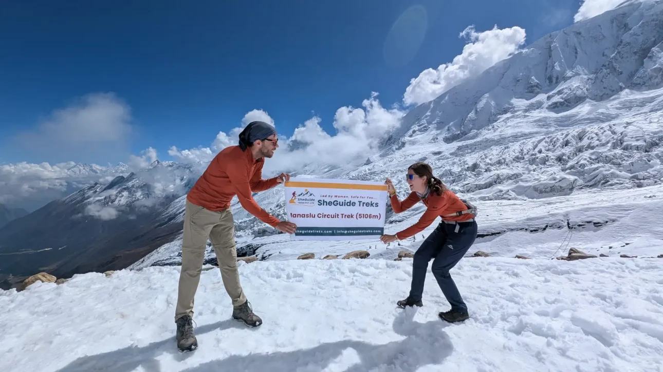 Manaslu Circuite Treks-SheGuide Treks